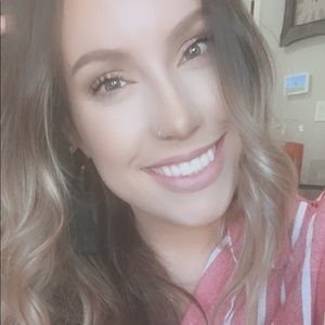 Meet your Posher, Kaleigh